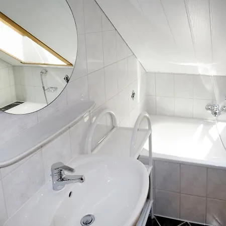 Ferienhaus Kreuzbuche 105w * וייכטאך