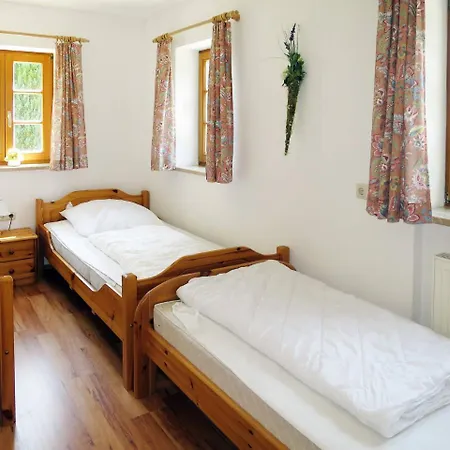Ferienhaus Kreuzbuche 105w בית נופש וייכטאך
